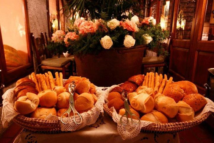 Hotel Arnaldo Aquila D'Oro Рубьера Экстерьер фото
