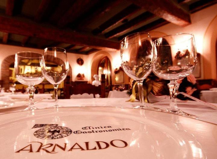 Hotel Arnaldo Aquila D'Oro Рубьера Экстерьер фото